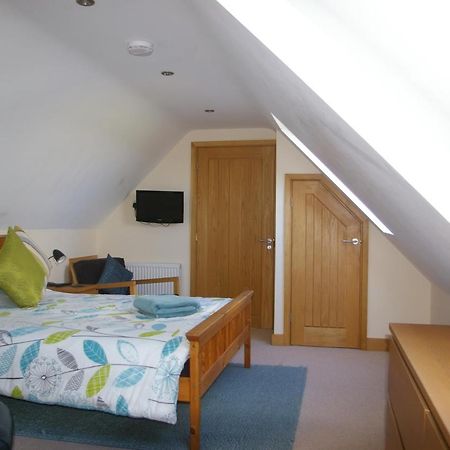 Ty Nant Cottages And Suites Carterton Exterior photo